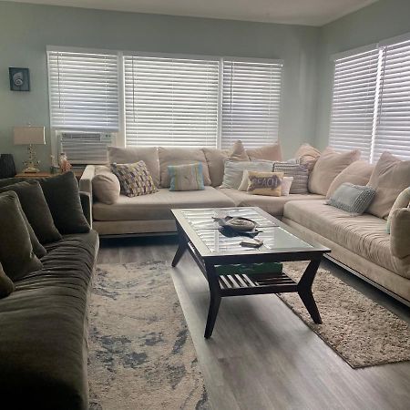 5 Min To Beach Large Living Room Fenced Backyard Bbq Firepit Driveway Boat Parking Lake Worth Beach Esterno foto