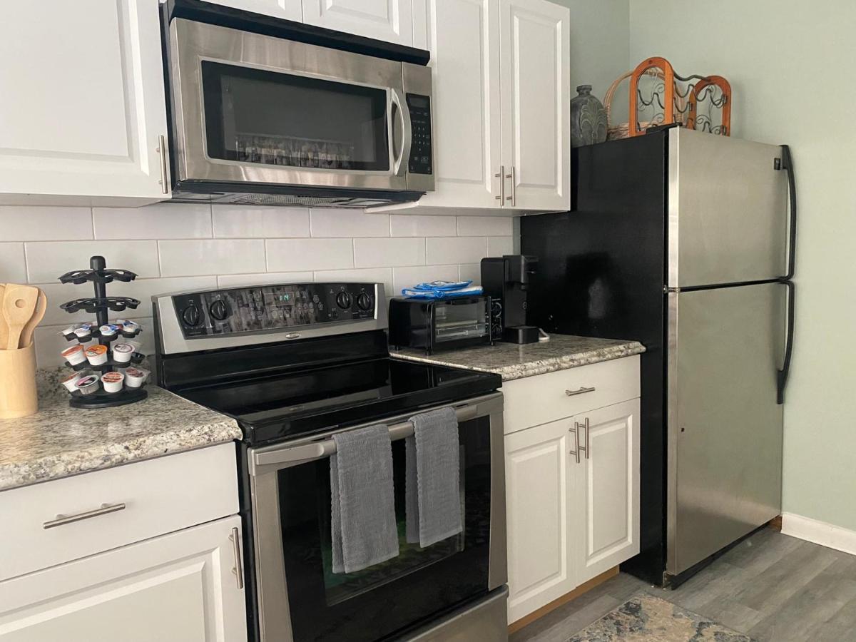 5 Min To Beach Large Living Room Fenced Backyard Bbq Firepit Driveway Boat Parking Lake Worth Beach Esterno foto
