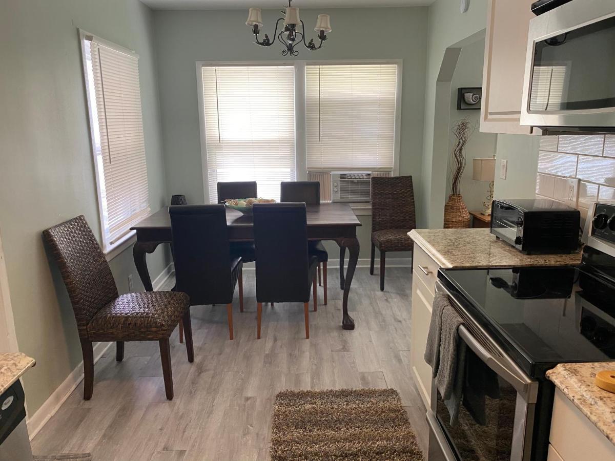 5 Min To Beach Large Living Room Fenced Backyard Bbq Firepit Driveway Boat Parking Lake Worth Beach Esterno foto